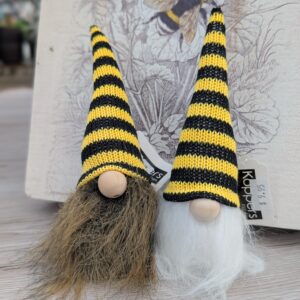 Bee Gnome Together